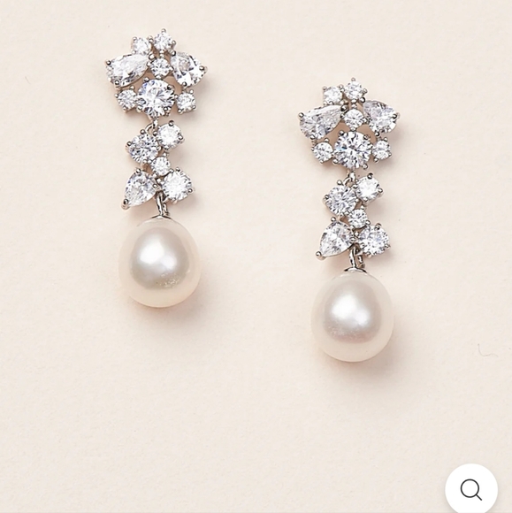 Dareth Colburn earrings freshwater pearl - Picture 5 of 5